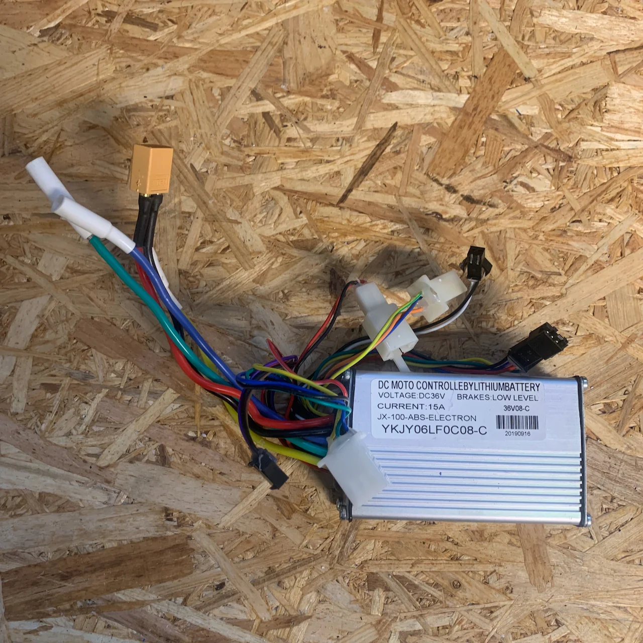 Electric scooter controller - Image 3