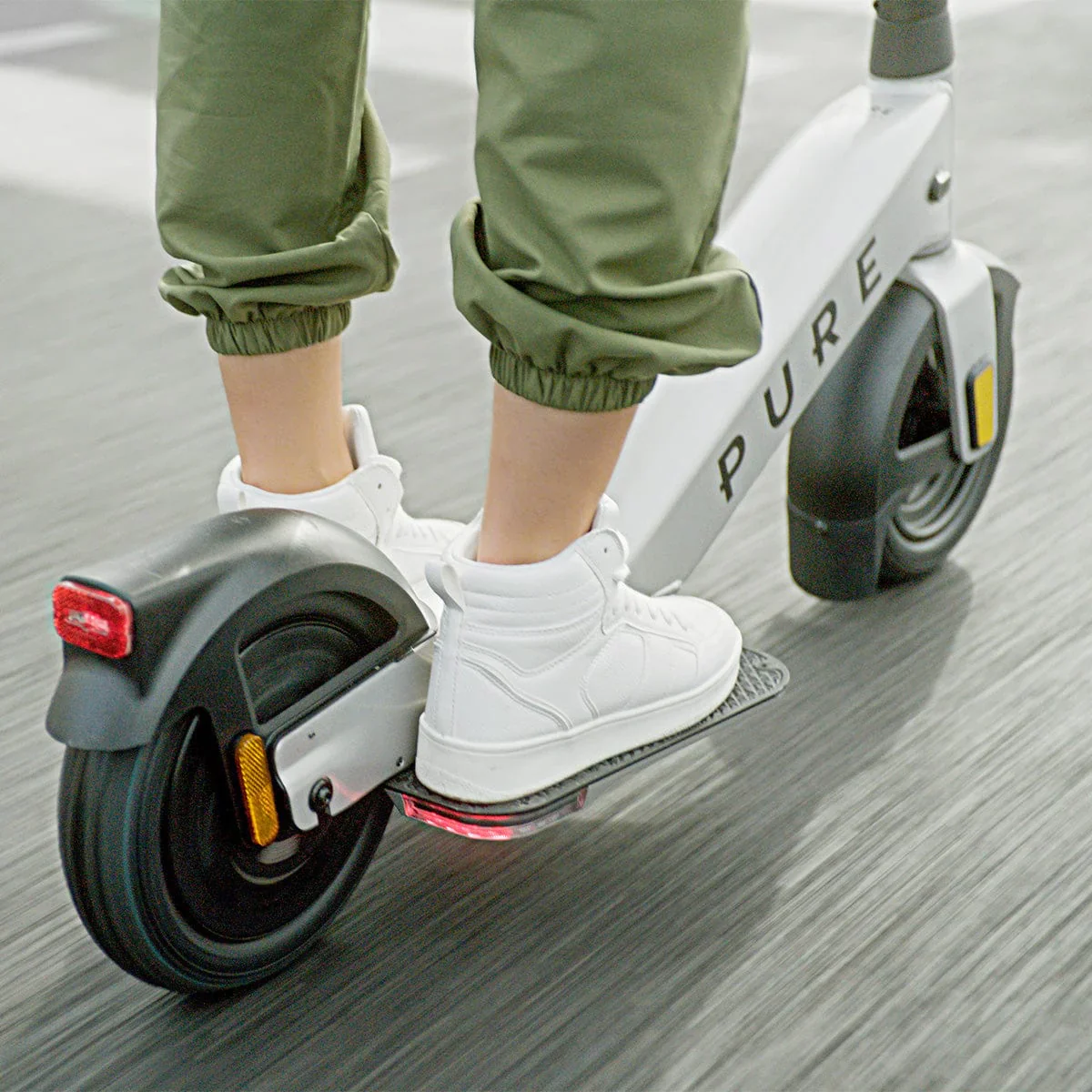 Pure Advance electric scooter - Image 3