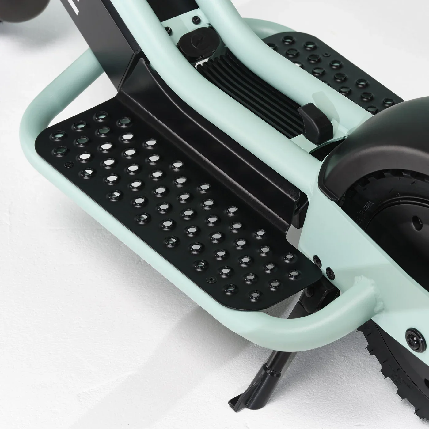 Pure Escape + electric scooter - Image 11