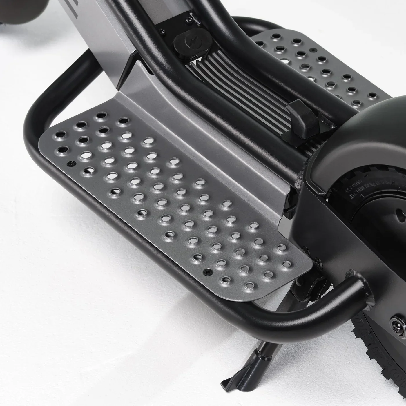 Pure Escape + electric scooter - Image 4